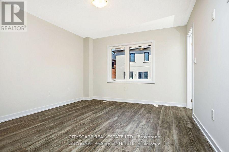 1359 Shevchenko Boulevard, Oakville, Ontario  L6M 5R4 - Photo 6 - W12501390