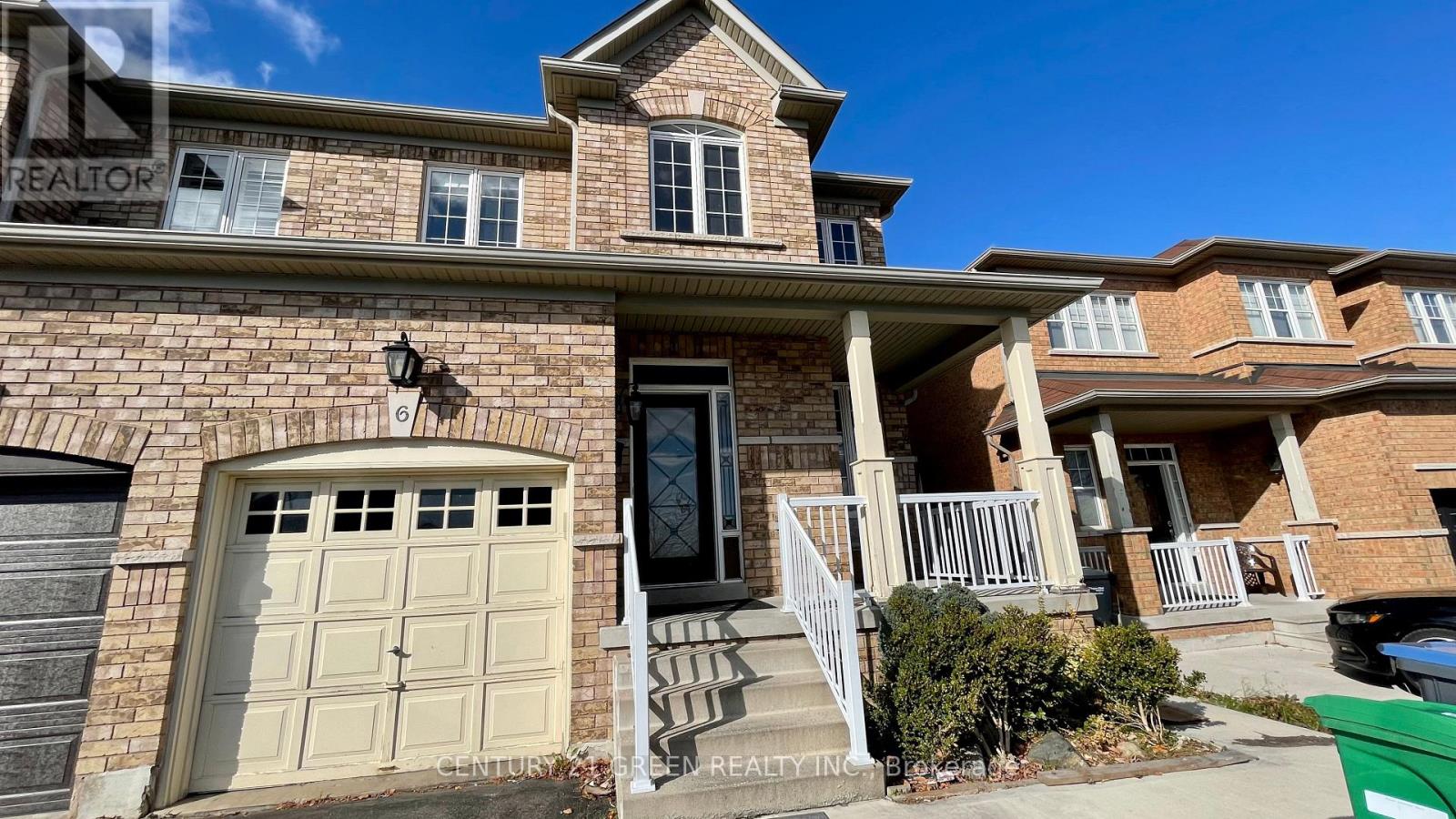 Upper - 6 Vincent Street, Brampton, Ontario  L6R 0H2 - Photo 2 - W12501394