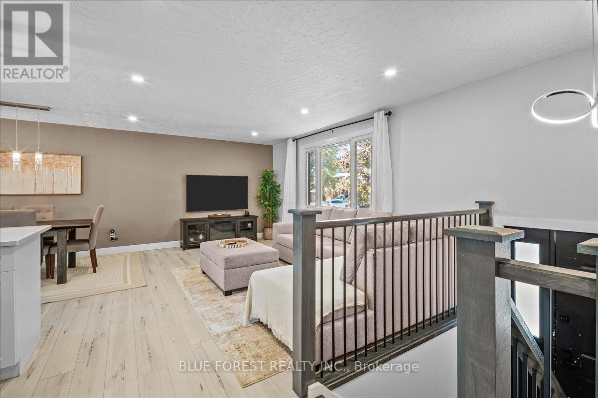 45 Anne Street, Aylmer, Ontario  N5H 3A1 - Photo 6 - X12501490