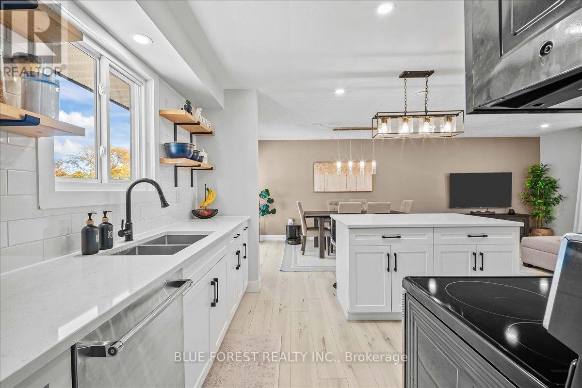 45 Anne Street, Aylmer, Ontario  N5H 3A1 - Photo 9 - X12501490