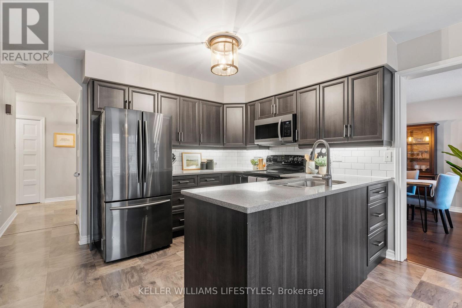 47 Hummingbird Crescent, London South, Ontario  N6J 4M3 - Photo 12 - X12501500