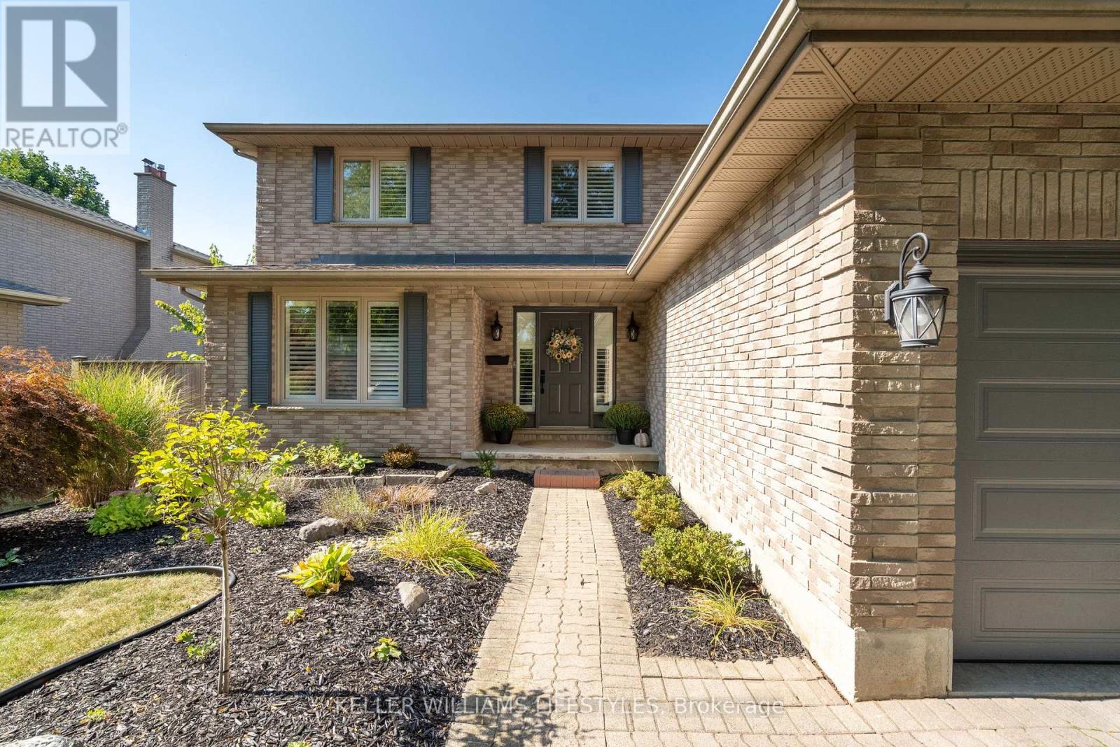 47 Hummingbird Crescent, London South, Ontario  N6J 4M3 - Photo 3 - X12501500