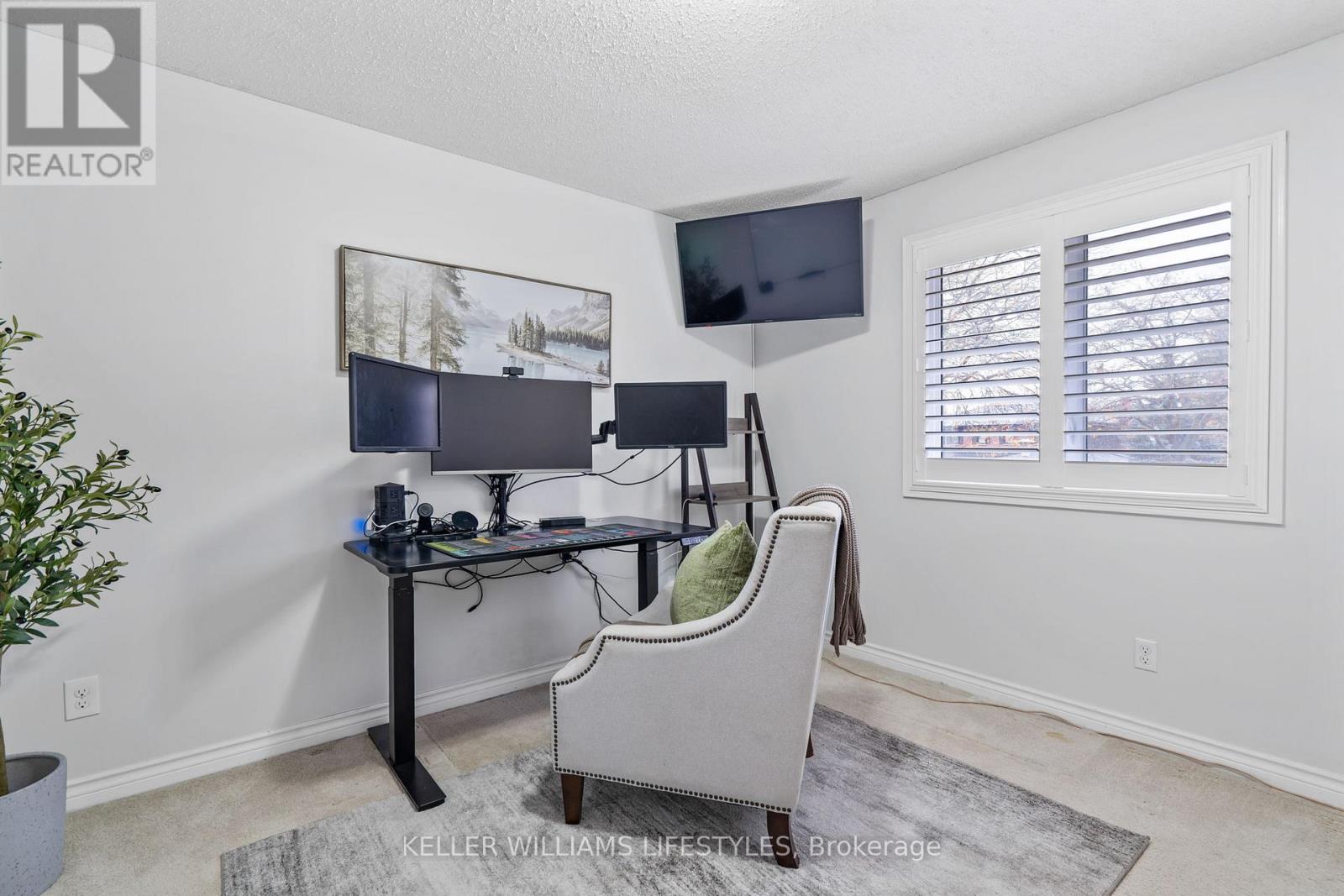 47 Hummingbird Crescent, London South, Ontario  N6J 4M3 - Photo 30 - X12501500