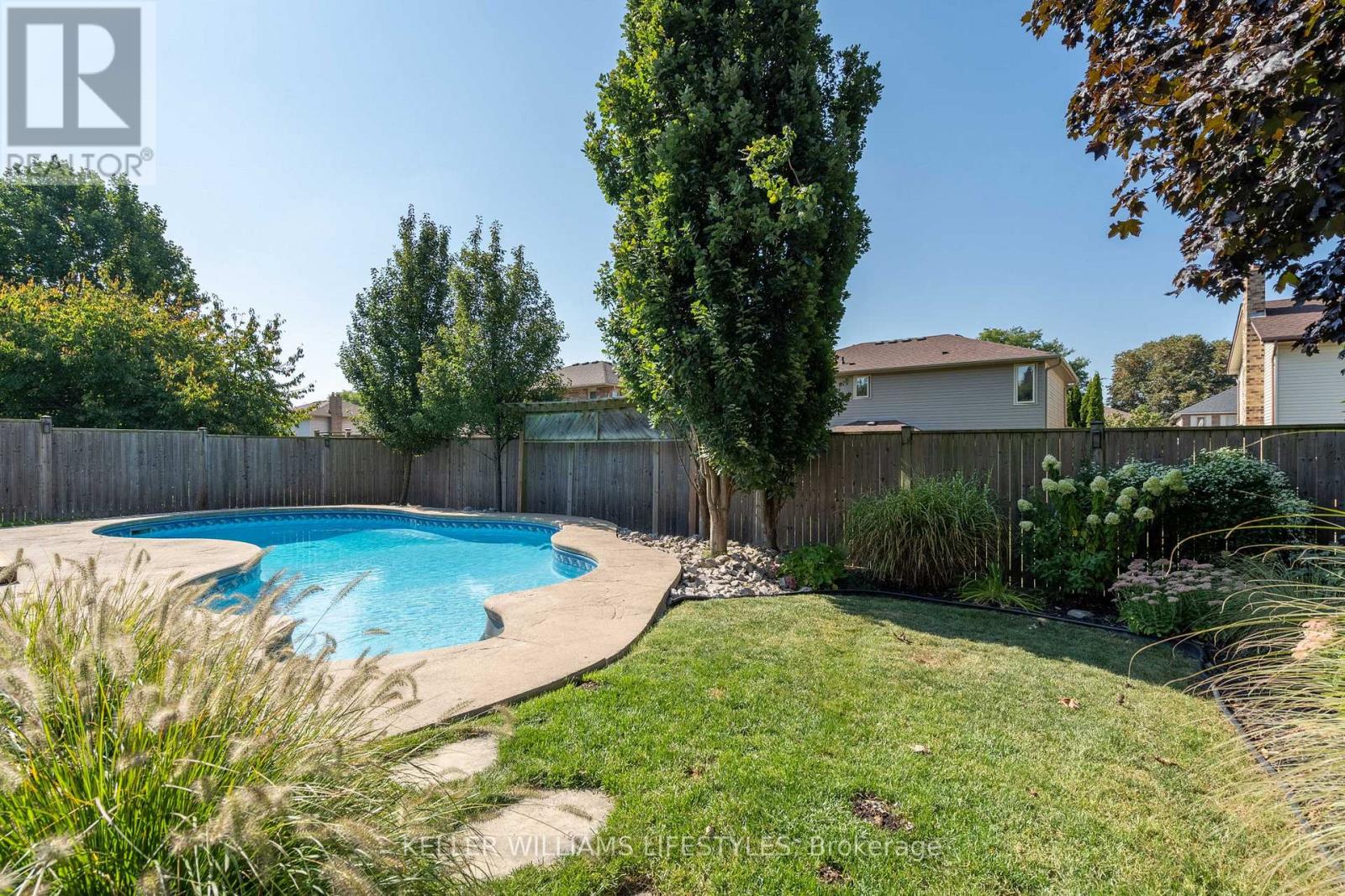 47 Hummingbird Crescent, London South, Ontario  N6J 4M3 - Photo 39 - X12501500