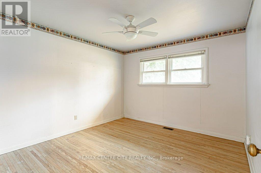 377 Griffith Street, London South (South B), Ontario  N6K 2S1 - Photo 20 - X12501508