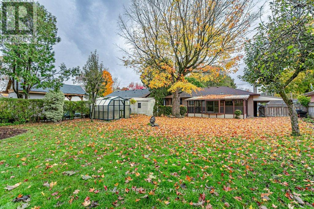 377 Griffith Street, London South (South B), Ontario  N6K 2S1 - Photo 27 - X12501508