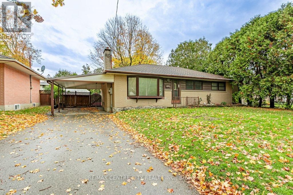 377 Griffith Street, London South (South B), Ontario  N6K 2S1 - Photo 3 - X12501508