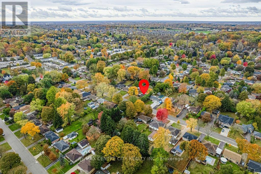 377 Griffith Street, London South (South B), Ontario  N6K 2S1 - Photo 32 - X12501508