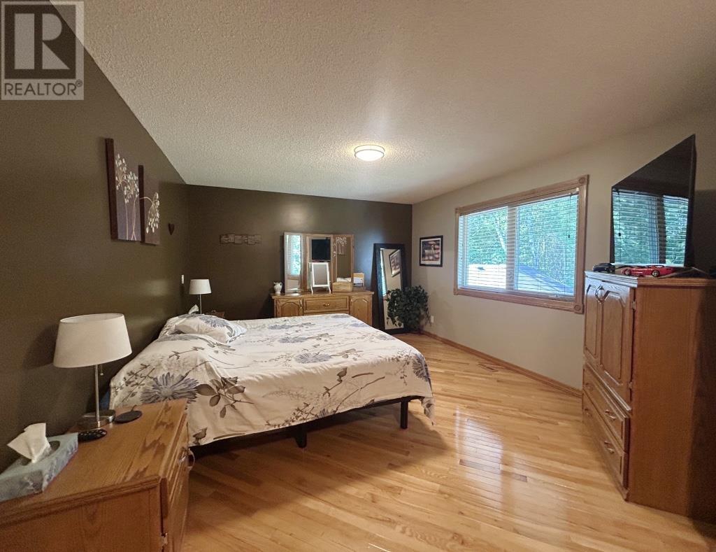 1712 Lyndy Pl N, Fort Frances, Ontario P9A 3V4 - Photo 21 - TB251923