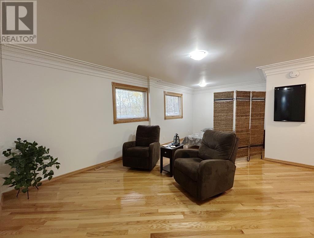 1712 Lyndy Pl N, Fort Frances, Ontario P9A 3V4 - Photo 26 - TB251923