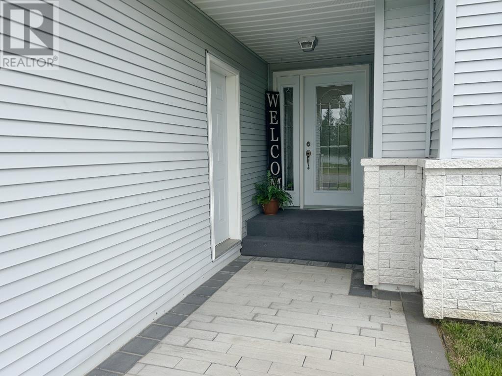 1712 Lyndy Pl N, Fort Frances, Ontario P9A 3V4 - Photo 35 - TB251923