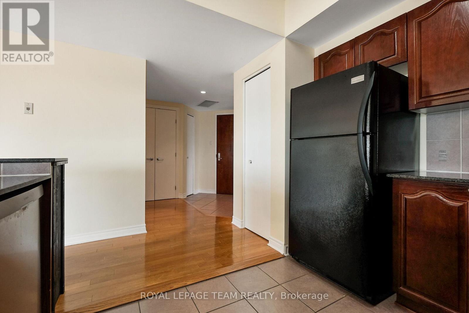 804 - 200 Rideau Street, Ottawa, Ontario  K1N 5Y1 - Photo 15 - X12501518