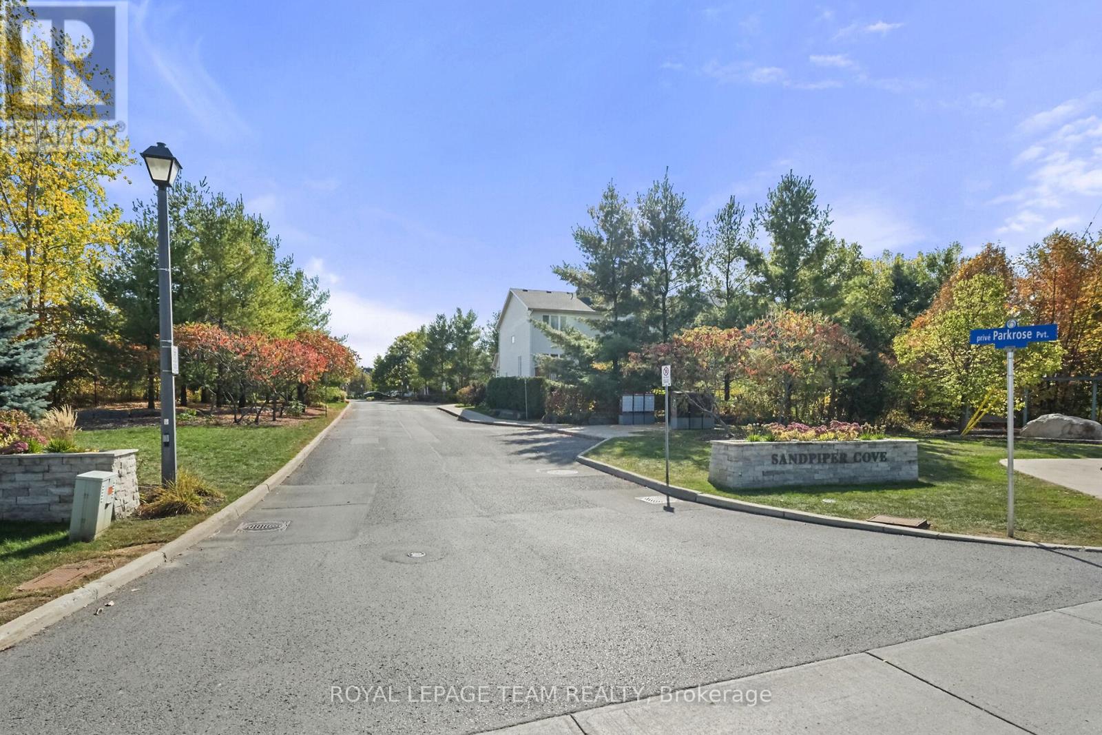 215 Parkrose Private, Ottawa, Ontario  K4A 0N8 - Photo 41 - X12501536