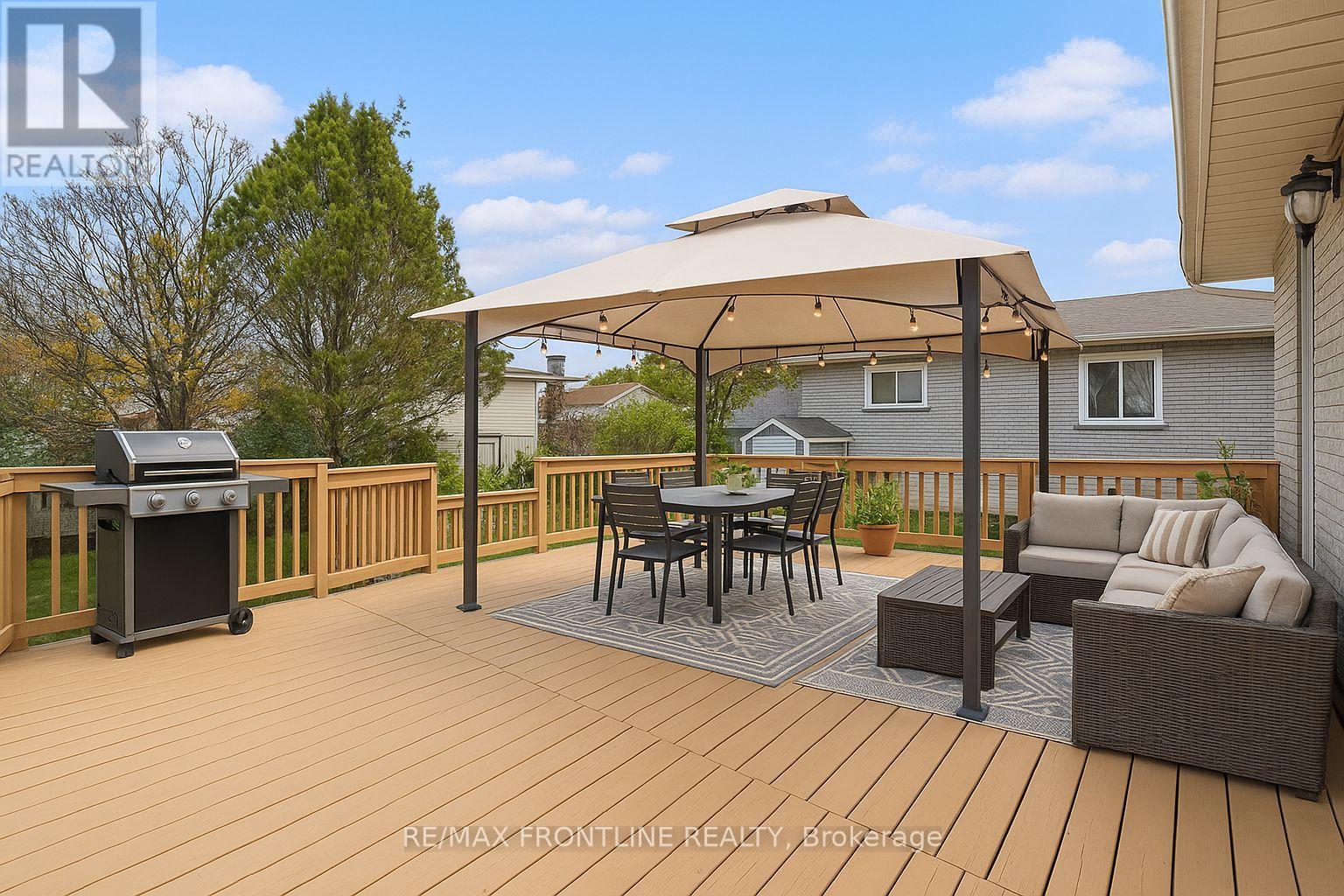 12 Morgan Avenue, Perth, Ontario  K7H 3G4 - Photo 7 - X12501510