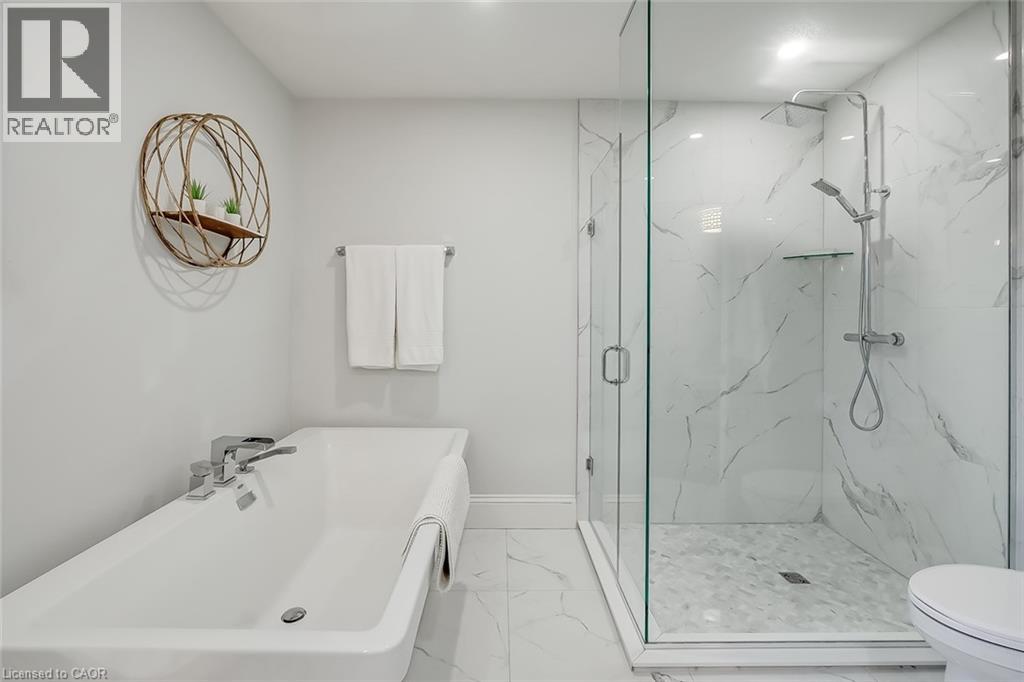 359 Camelot Court, Burlington, Ontario  L7L 2G2 - Photo 26 - 40784127