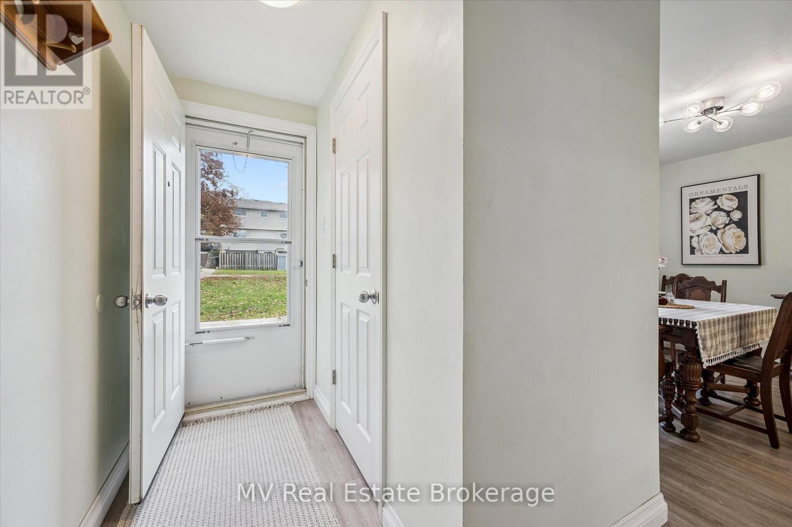 94 - 700 Paisley Road, Guelph, Ontario  N1K 1A3 - Photo 3 - X12501522