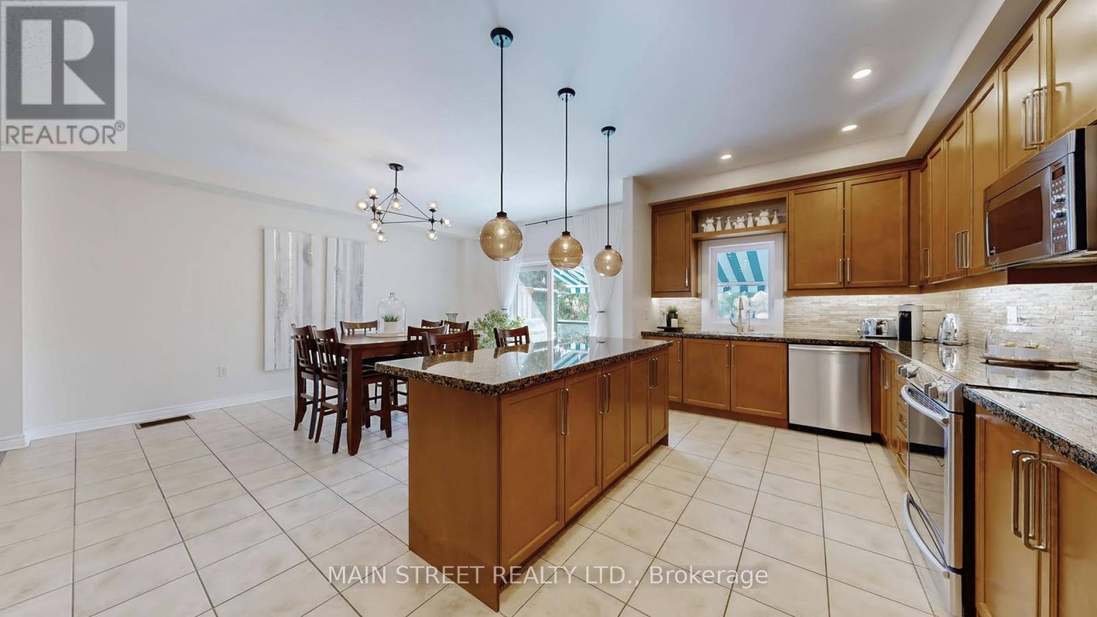 10 - 8900 Bathurst Street, Vaughan, Ontario  L4J 8A7 - Photo 11 - N12496162