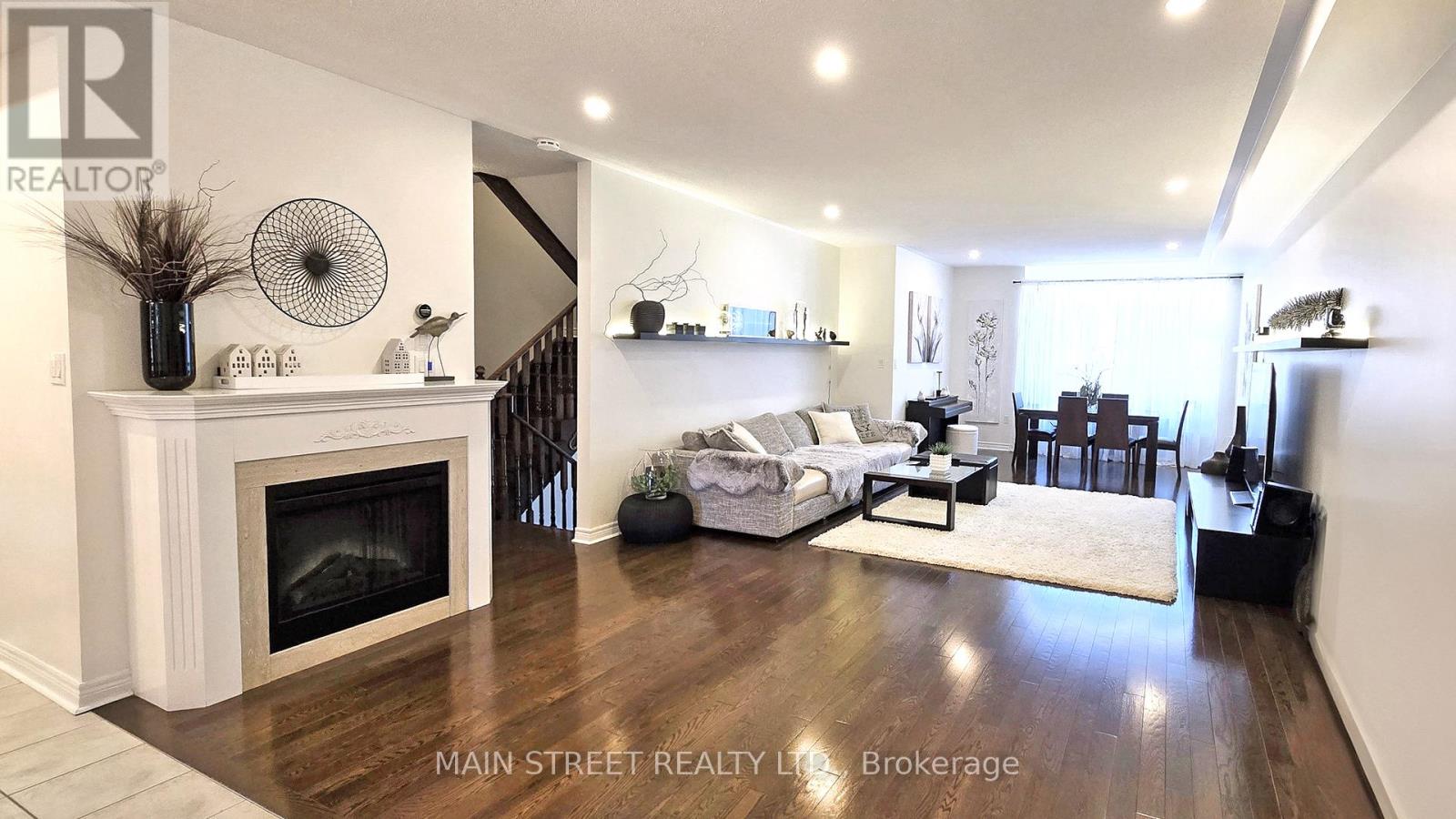 10 - 8900 Bathurst Street, Vaughan, Ontario  L4J 8A7 - Photo 6 - N12496162