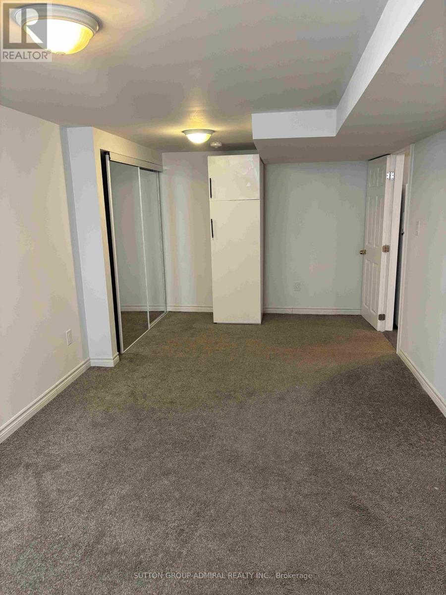 113 Hurst Drive, Barrie, Ontario  L4N 8K9 - Photo 6 - S12416886