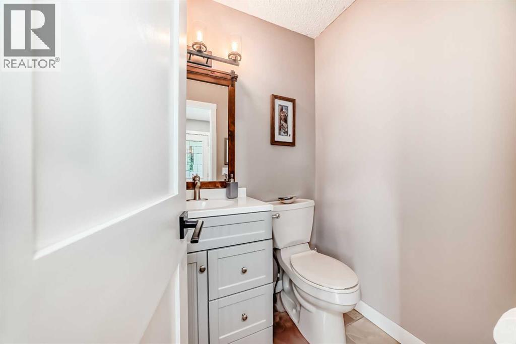 6739 Coach Hill Road Sw, Calgary, Alberta  T3H 1V7 - Photo 12 - A2261494