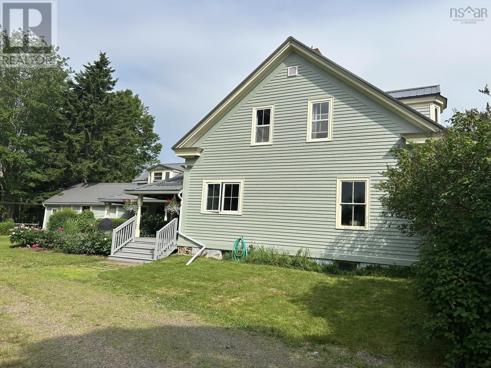 8480 Highway 2, Great Village, Nova Scotia  B0M 1L0 - Photo 3 - 202516957