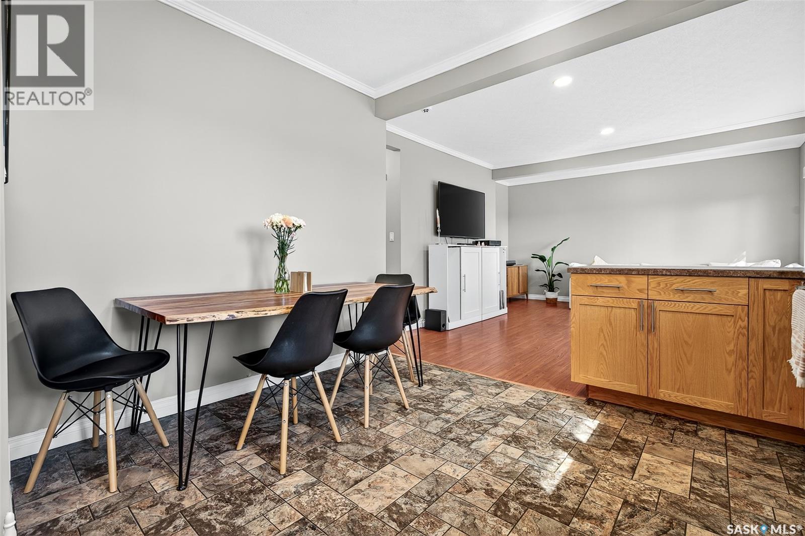 1116 Hochelaga Street W, Moose Jaw, Saskatchewan  S6H 2J2 - Photo 14 - SK022223