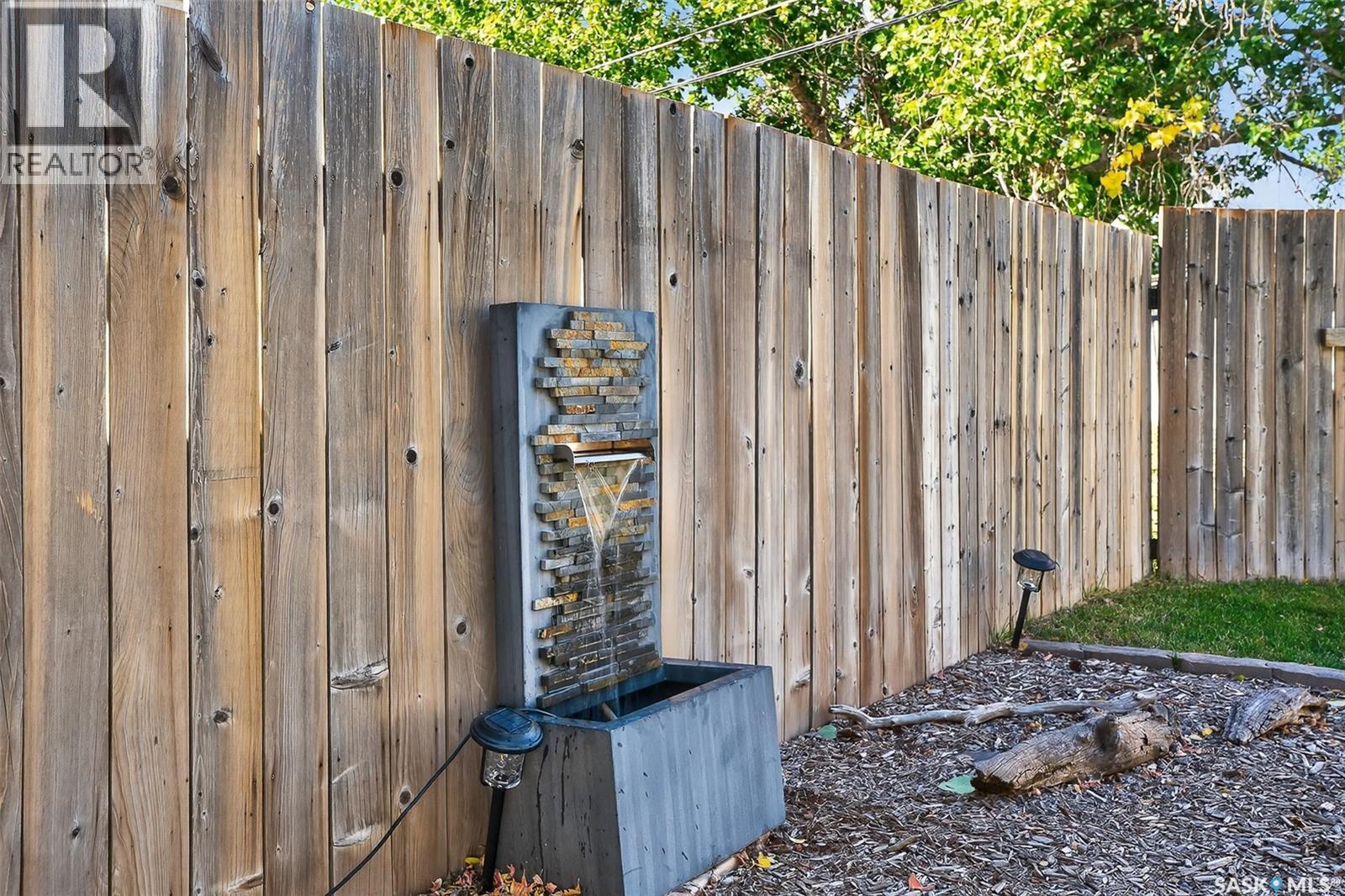 1116 Hochelaga Street W, Moose Jaw, Saskatchewan  S6H 2J2 - Photo 46 - SK022223