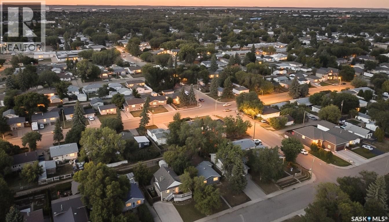 1116 Hochelaga Street W, Moose Jaw, Saskatchewan  S6H 2J2 - Photo 50 - SK022223