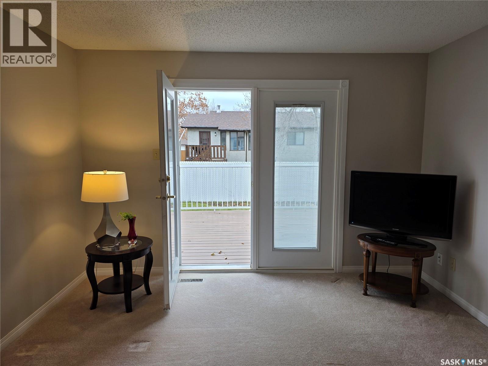 1254 Mcneill Crescent, Regina, Saskatchewan  S4N 5Z4 - Photo 6 - SK022206