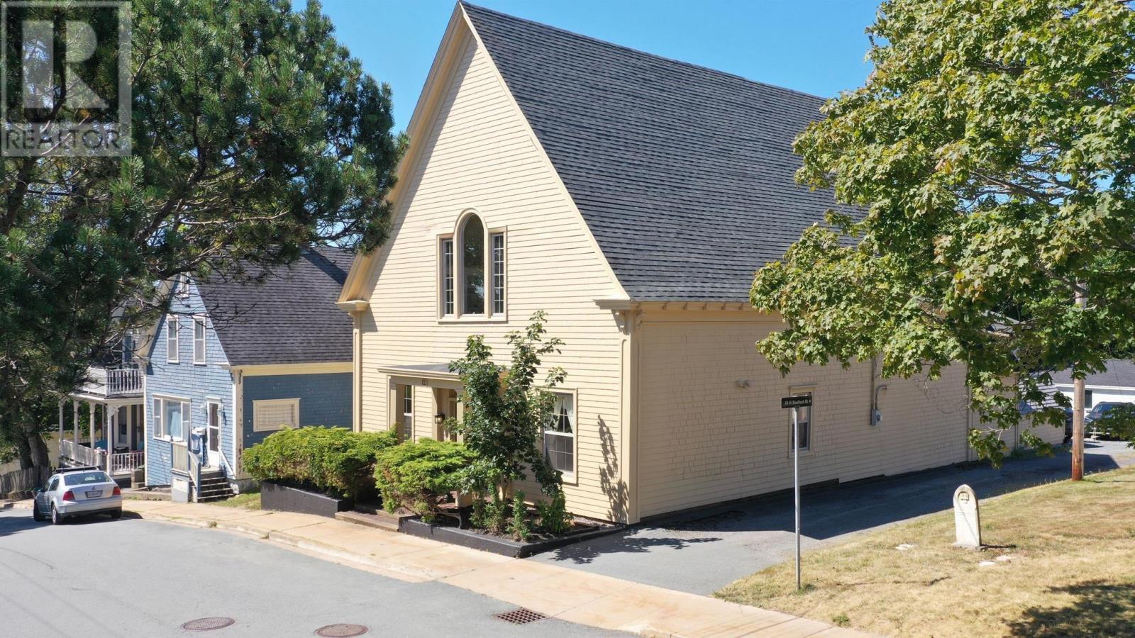 47 Kaulbach Street, Lunenburg, Nova Scotia