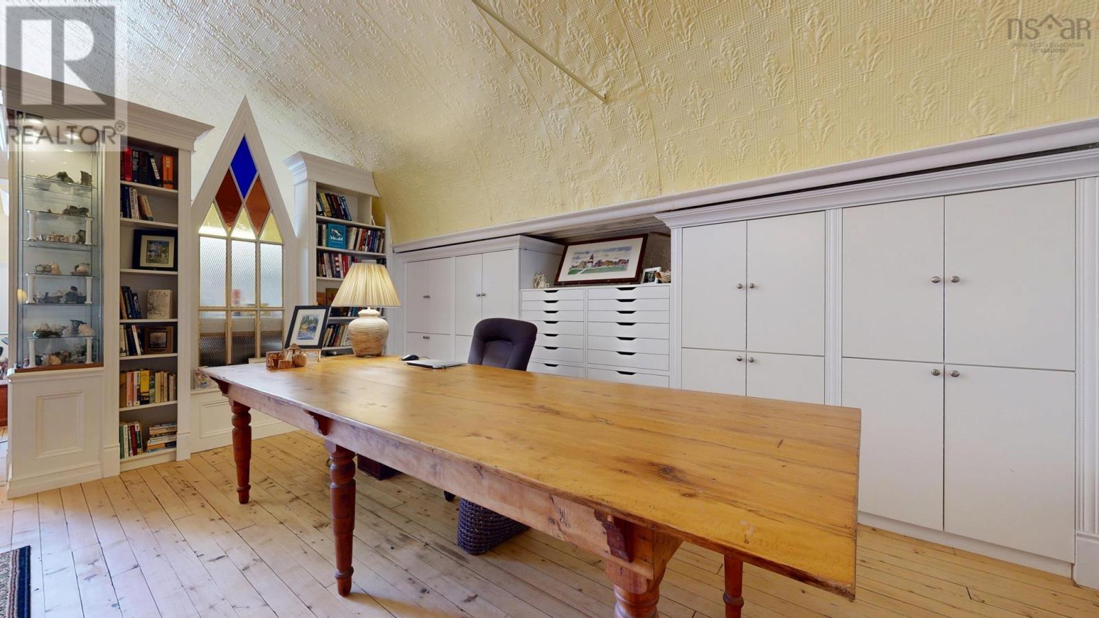 47 Kaulbach Street, Lunenburg, Nova Scotia  B0J 2C0 - Photo 46 - 202522283