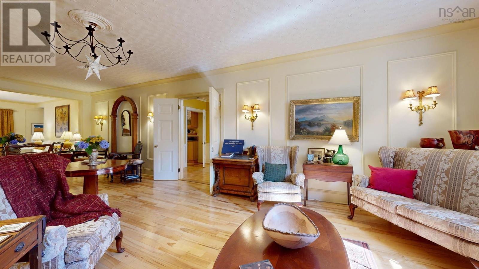 47 Kaulbach Street, Lunenburg, Nova Scotia  B0J 2C0 - Photo 8 - 202522283