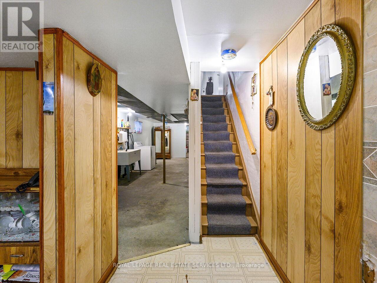 94 Montrose Avenue, Toronto, Ontario  M6J 2T7 - Photo 24 - C12501516