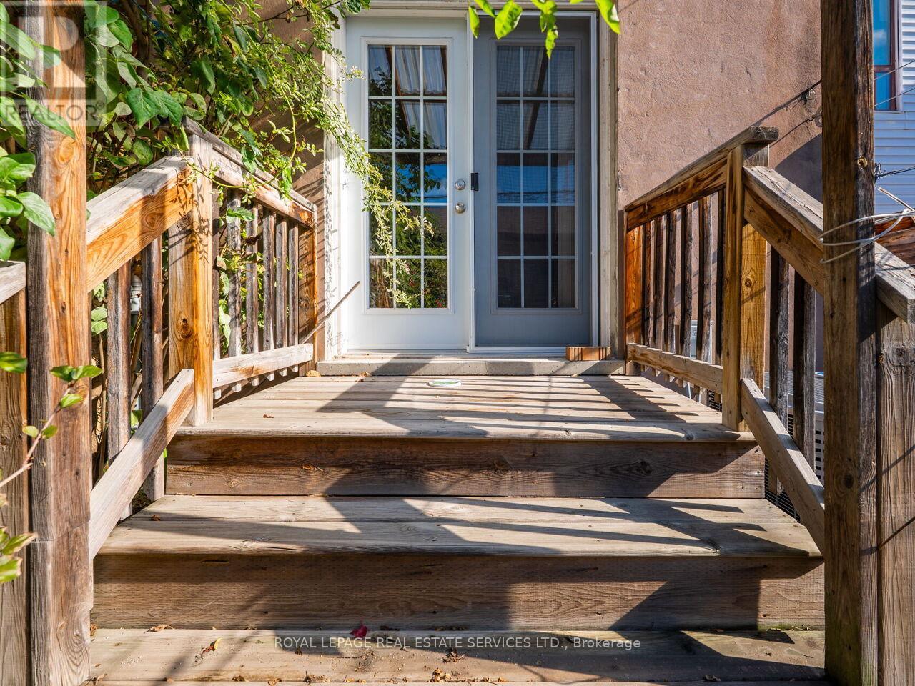 94 Montrose Avenue, Toronto, Ontario  M6J 2T7 - Photo 31 - C12501516