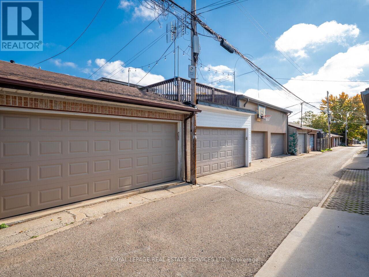 94 Montrose Avenue, Toronto, Ontario  M6J 2T7 - Photo 35 - C12501516