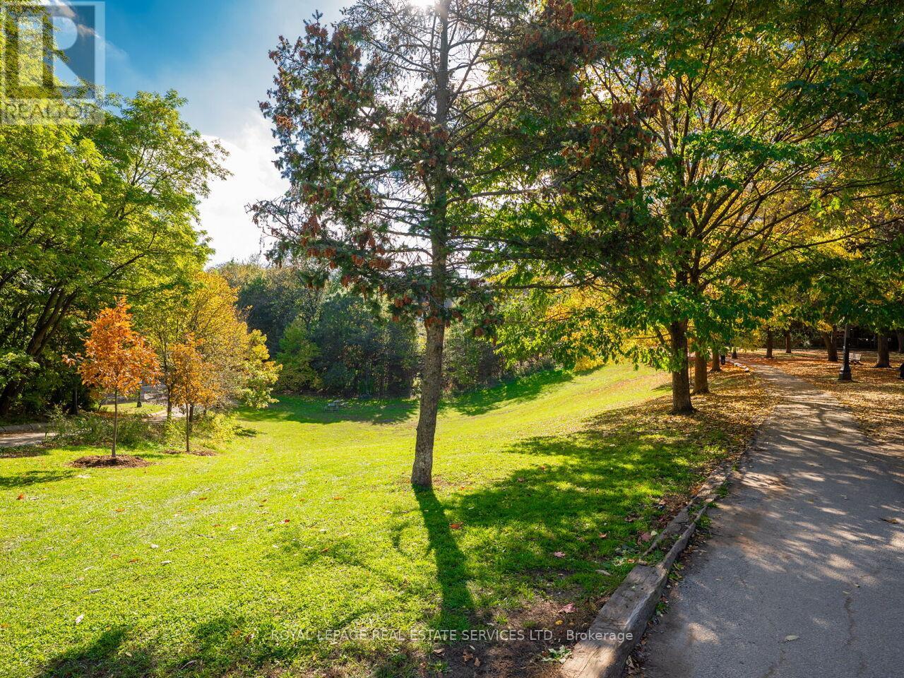 94 Montrose Avenue, Toronto, Ontario  M6J 2T7 - Photo 37 - C12501516