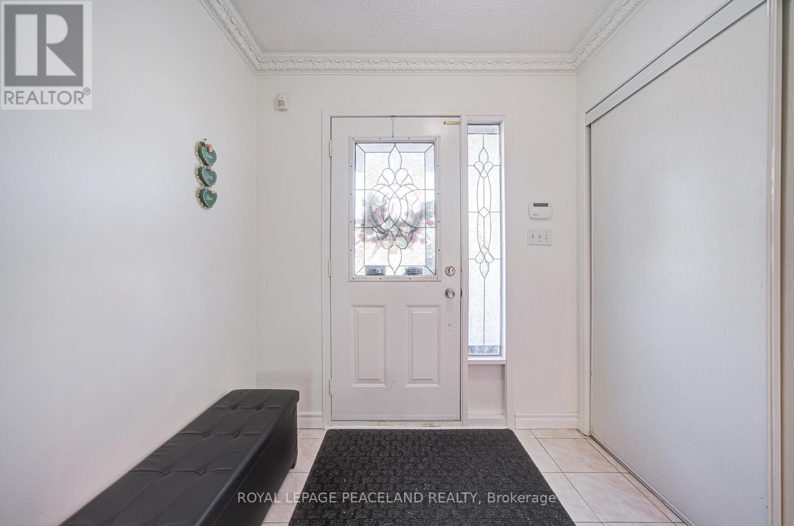 14 Oglevie Drive, Whitby, Ontario  L1R 2Y4 - Photo 4 - E12467362