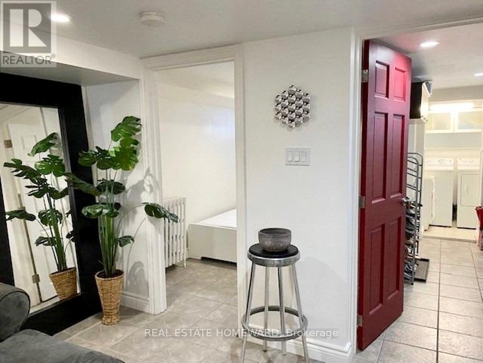 Bsmt - 457 Mortimer Avenue, Toronto, Ontario  M4J 2G3 - Photo 9 - E12501486