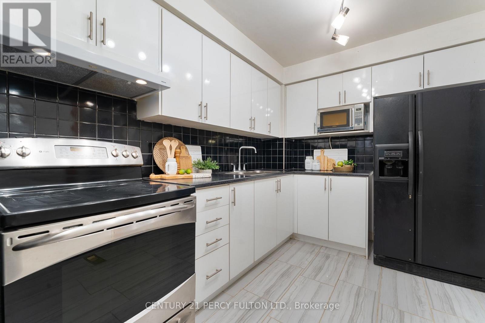 1 - 34 Dundalk Drive, Toronto, Ontario  M1P 4W3 - Photo 16 - E12501532