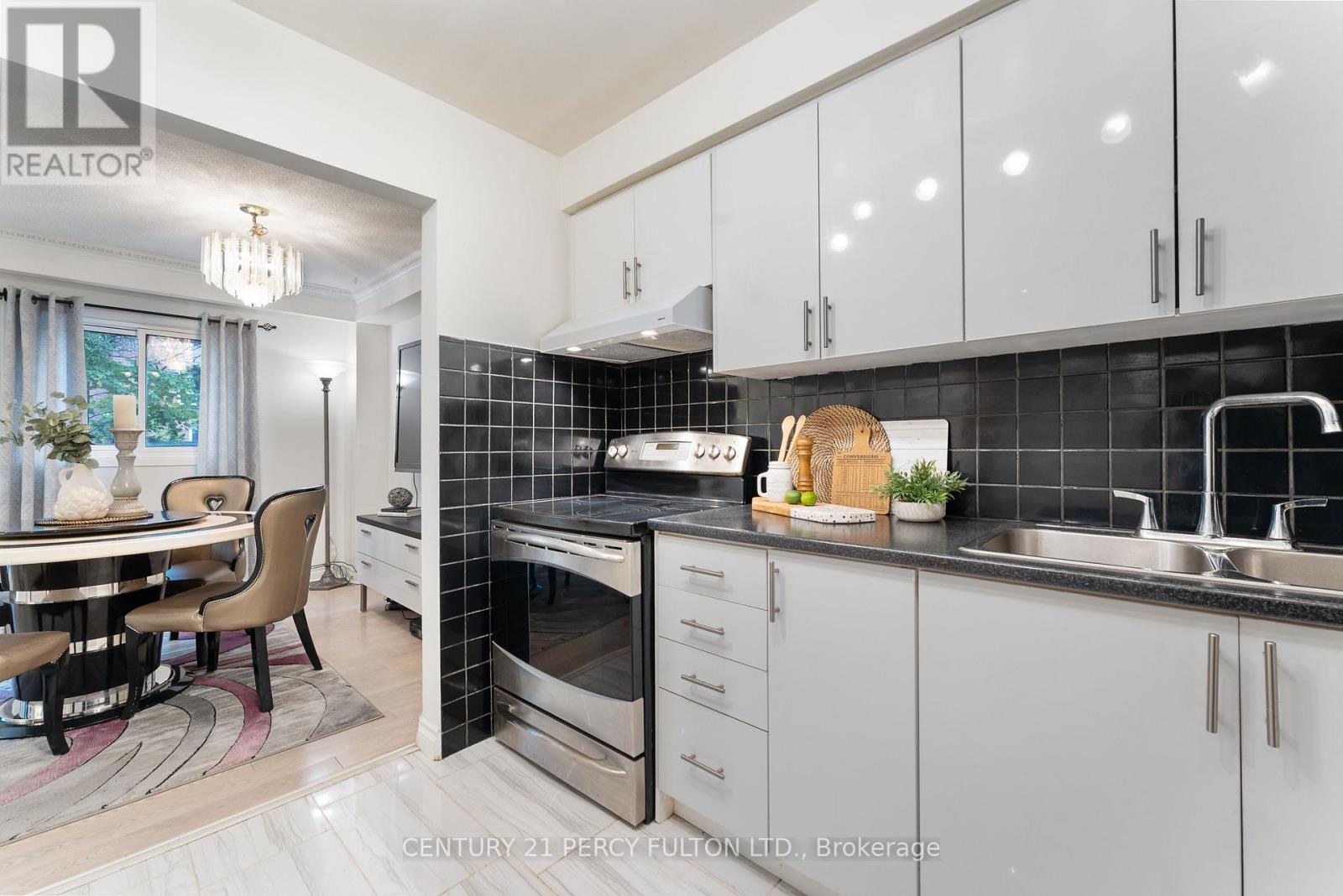 1 - 34 Dundalk Drive, Toronto, Ontario  M1P 4W3 - Photo 17 - E12501532