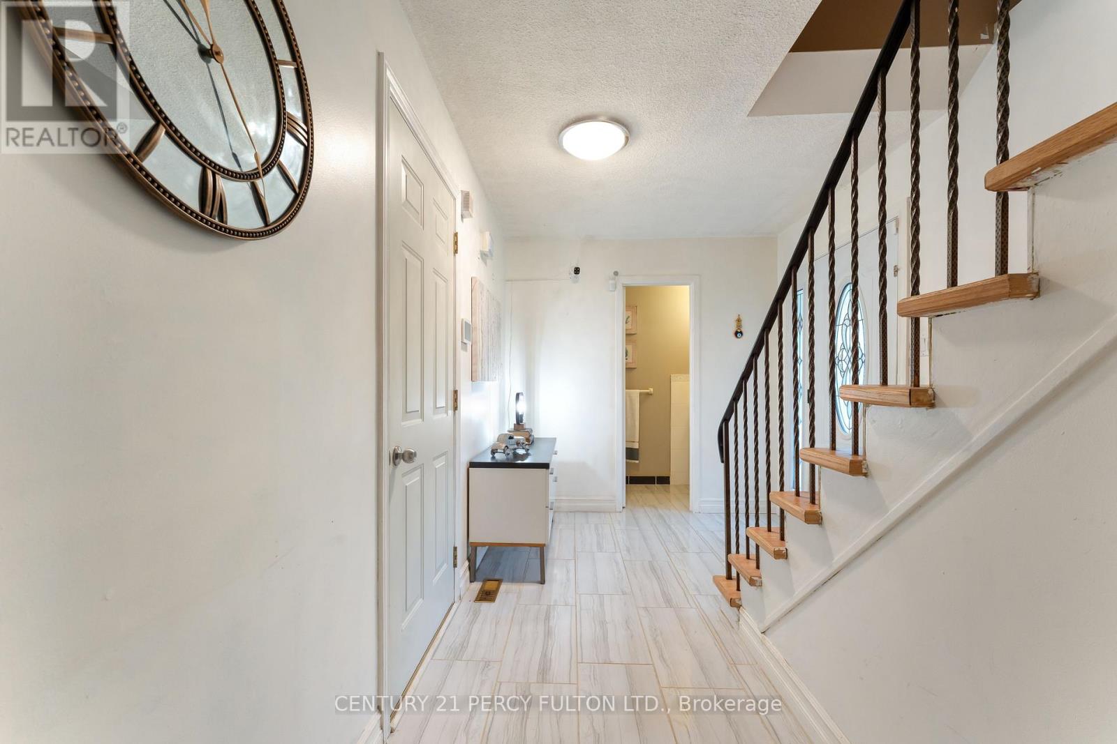 1 - 34 Dundalk Drive, Toronto, Ontario  M1P 4W3 - Photo 8 - E12501532