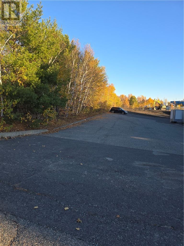 129 Fielding Road Unit# Rear, Sudbury, Ontario  P3Y 1L7 - Photo 7 - 2125451