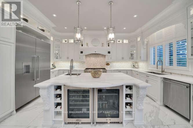 82 Elizabeth Grove, King, Ontario  L7B 1H6 - Photo 14 - N12501476