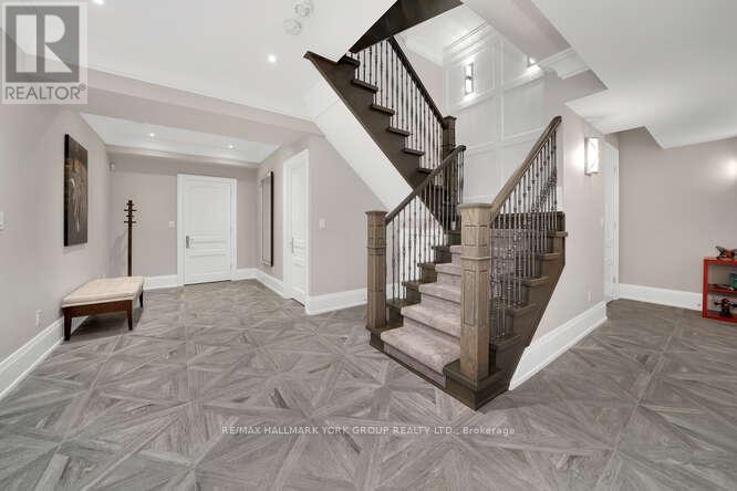 82 Elizabeth Grove, King, Ontario  L7B 1H6 - Photo 39 - N12501476