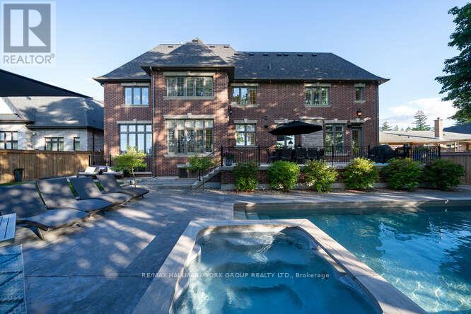 82 Elizabeth Grove, King, Ontario  L7B 1H6 - Photo 49 - N12501476