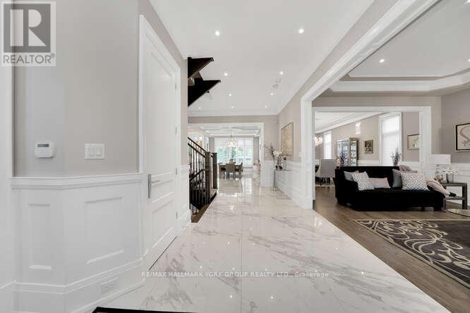 82 Elizabeth Grove, King, Ontario  L7B 1H6 - Photo 5 - N12501476