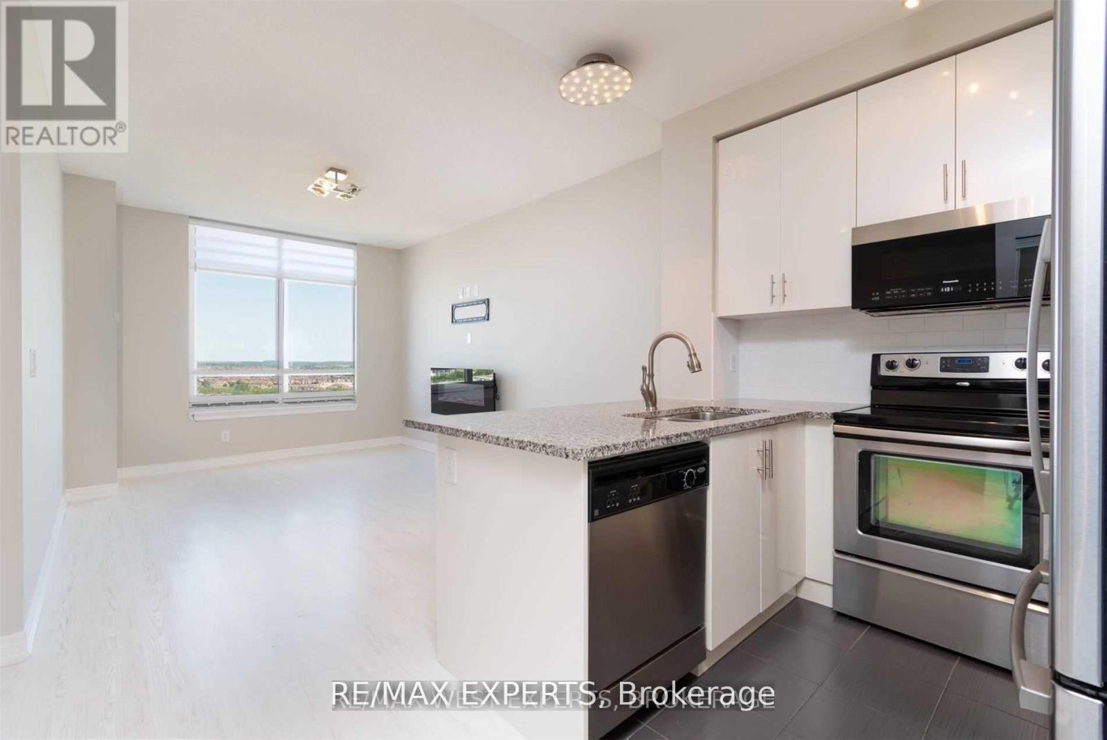 1514 - 9245 JANE STREET N, Vaughan, Ontario