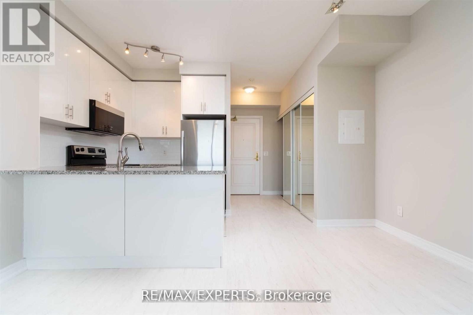 1514 - 9245 Jane Street N, Vaughan, Ontario  L6A 1H7 - Photo 5 - N12501502