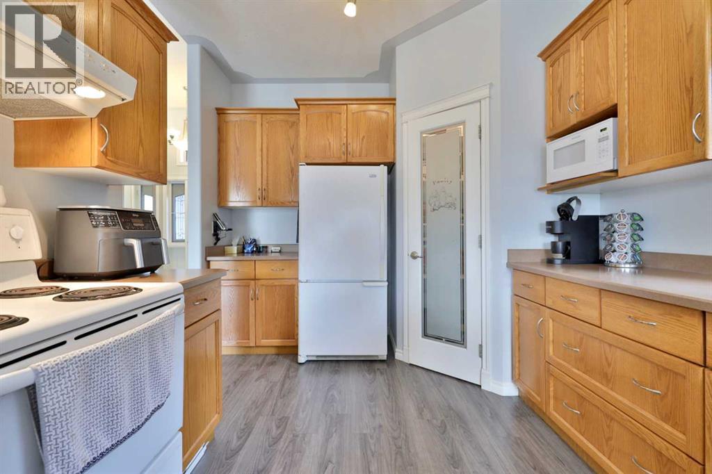 6611 33 Avenue, Camrose, Alberta  T4V 4W9 - Photo 7 - A2262390