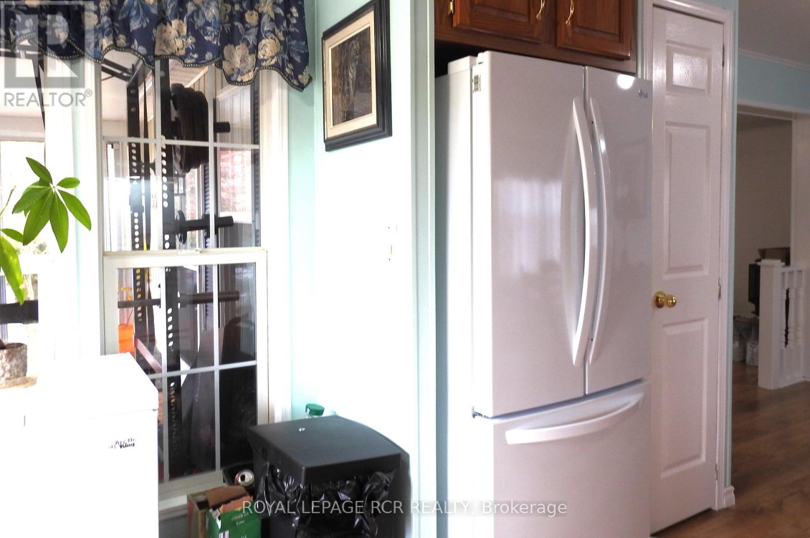 55 Topaz Street, Wasaga Beach, Ontario  L9Z 1X7 - Photo 13 - S12501512